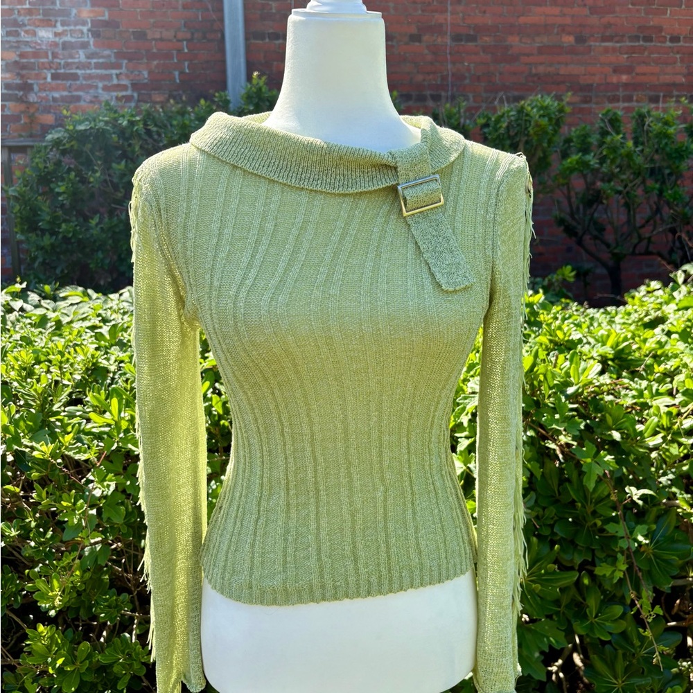 VTG Trendy Green Sweater with Buckle Detail